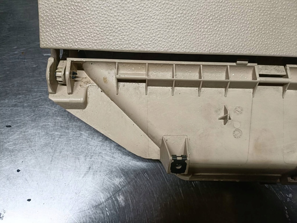 фото №5, Бардачок пасажира vw polo 9n 6q1857097ab