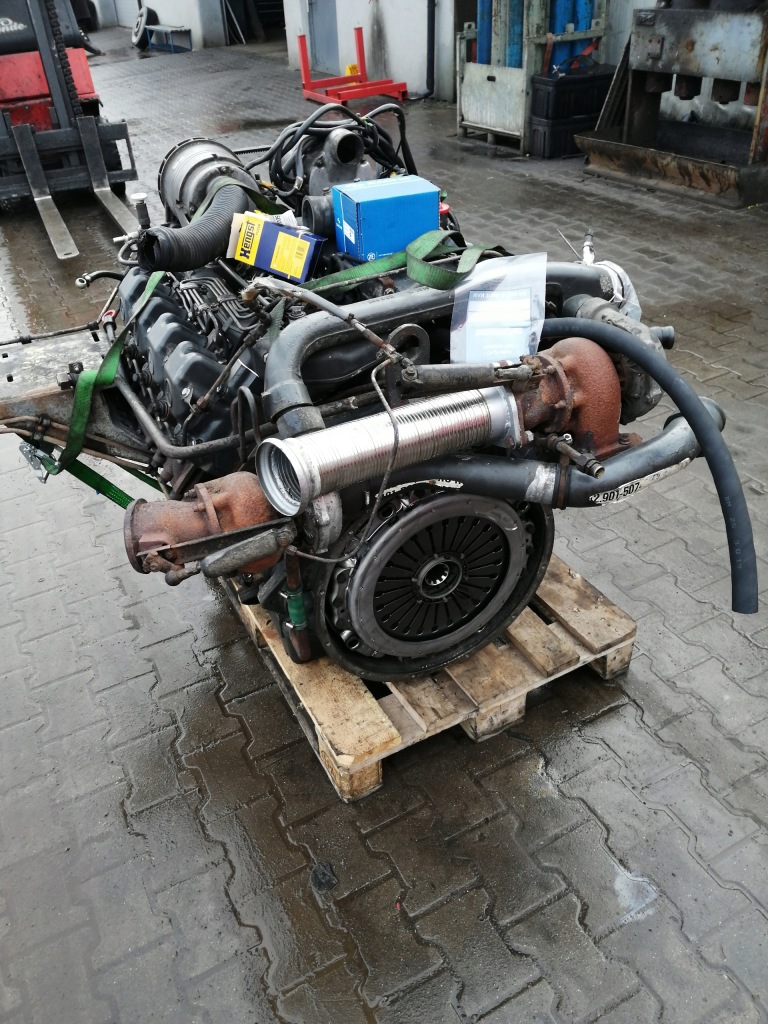 фото №1, Ремонт двигателя mercedes-benz om442 v8 setra 300, neoplan