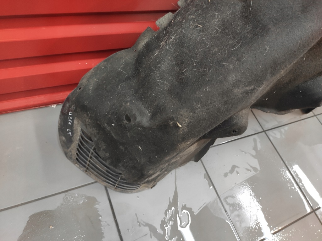 Mercedes r-klasa w251 підкрилок задні комплектна  ліва праві задній оригінал bdb Ціна