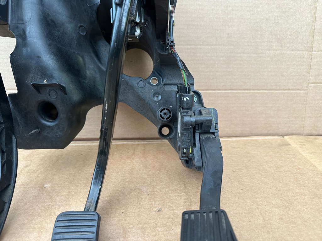 фото №6, Opel meriva b 1.4 turbo педаль зчеплення гальма газу europa 13362473