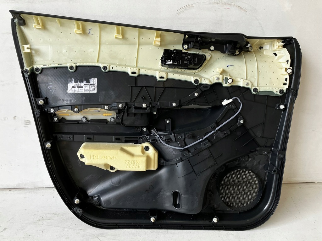 фото №12, Chr c-hr обивка обшивка дверь правый перед чёрный