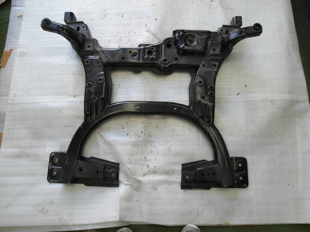 фото №1, Mercedes cla 117 idealna подрамник подрамник подрамник