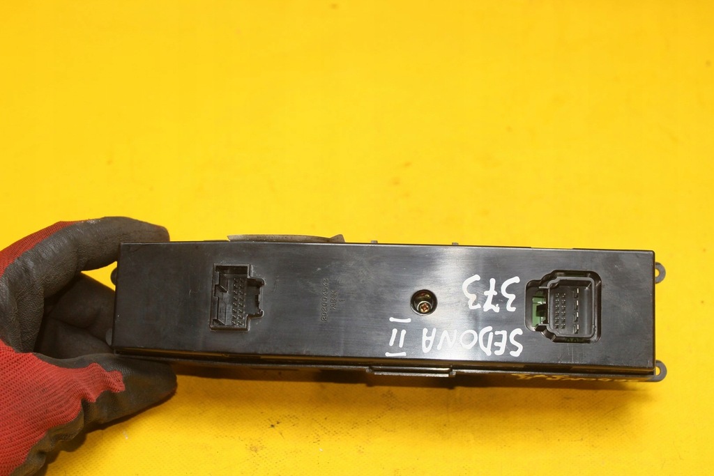 фото №7, Панель перемикач вікон kia sedona ii 93570-4d000ks