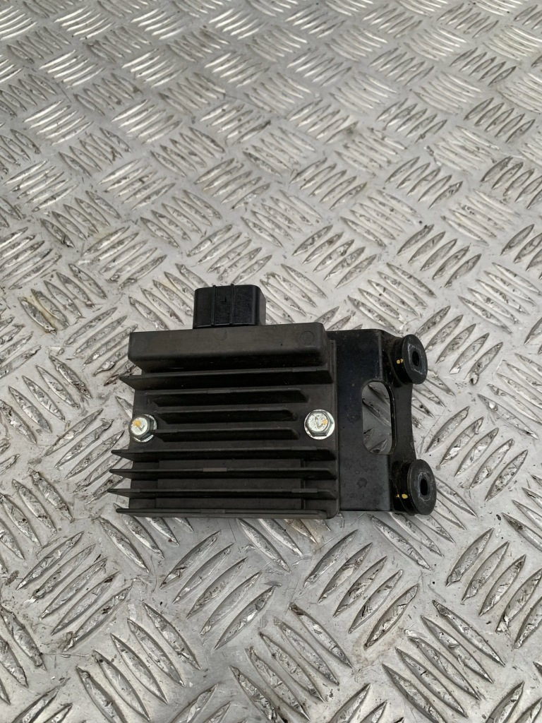 Купити Регулятор напруги kawasaki vulcan s en650 abs 22-