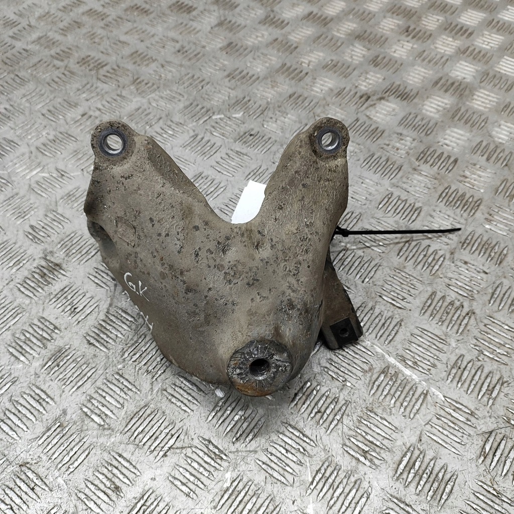 фото №6, Audi e-tron 2019 левая сторона кронштейн / кронштейн двигателя