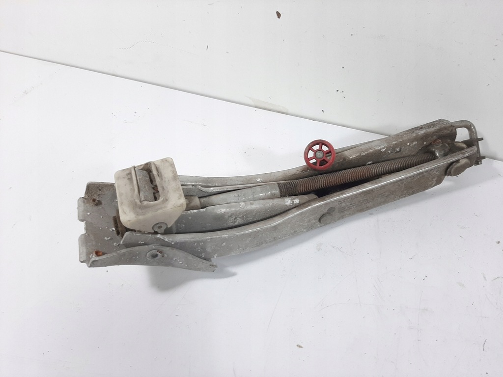 фото №1, Audi a8 d2 домкрат підйомник 4d0011031a