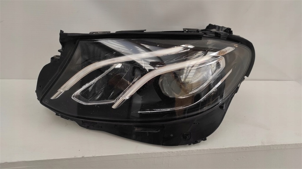 фото №1, Лампа левая перед mercedes e 213 w213 full led
