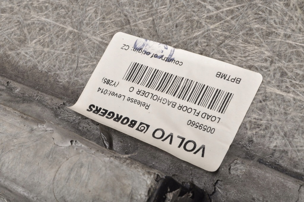 фото №13, Volvo xc60 i пол обшивка багажника 30671464