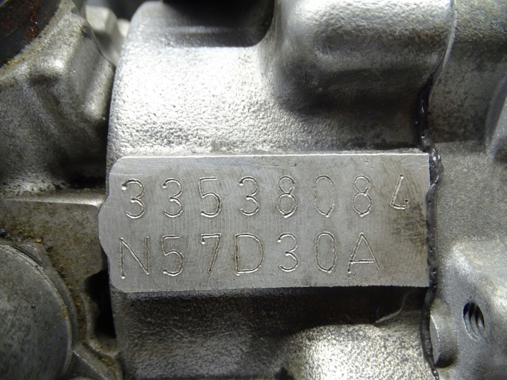 Двигун стійку  bmw f01 f02 f07 f10 x5 x6 3.0d n57d30a 245km монтаж заміна в Україні