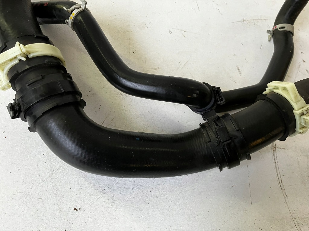 фото №4, Corolla e21 2.0h пабтрубок  воды шланг труба