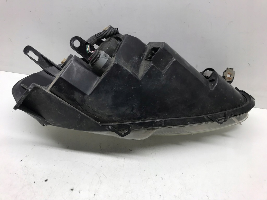 фото №12, Лампа левая передняя левый перед fiat grande punto 89101387sx белый разъём