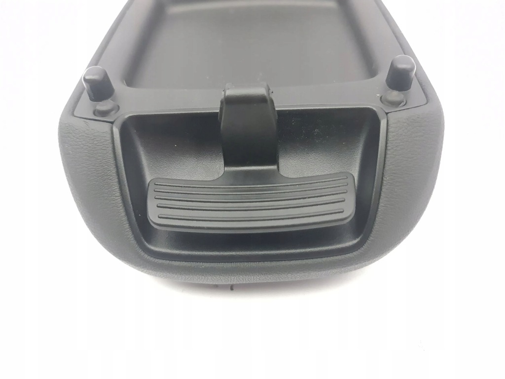 фото №7, Hyundai kona i 2019 подлокотники