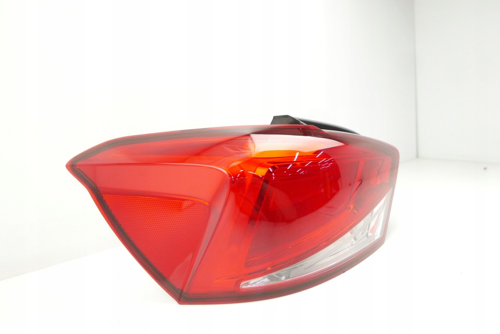 фото №10, Лампа задняя l seat ibiza v 6f 06.17- tyc