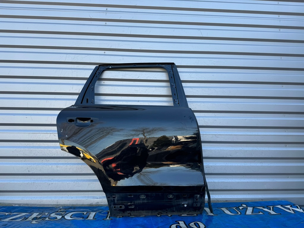 фото №1, Vw touareg 2 7p0 cayenne 7p5 дверь правое задние