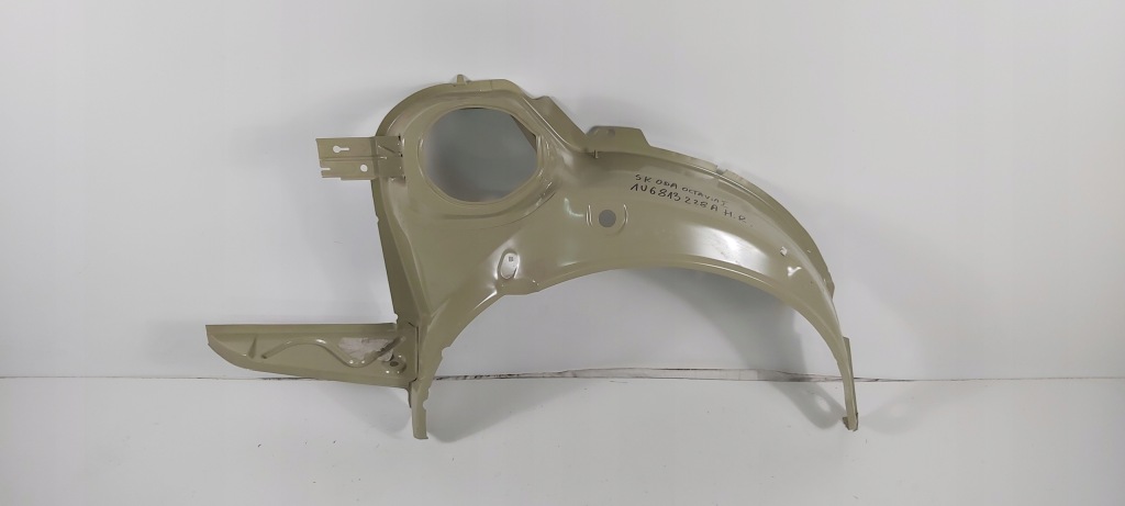 фото №1, Skoda octavia i 1u6813228a подкрылок правый задняя