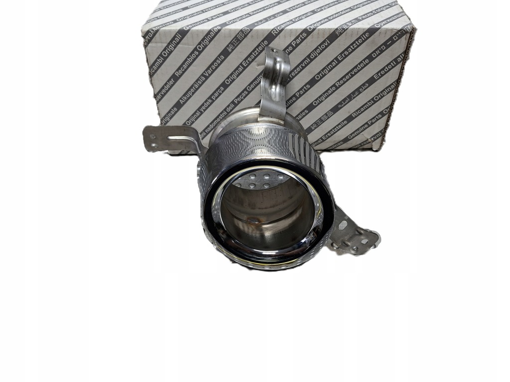 фото №1, Наконечник корпус выхлоп хром правая alfa romeo stelvio 16- 50560950