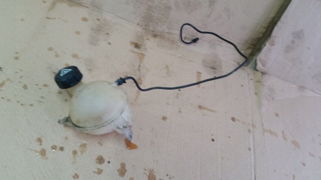 фото №1, Citroen оригинальный номер 9678511680 бак расширительный