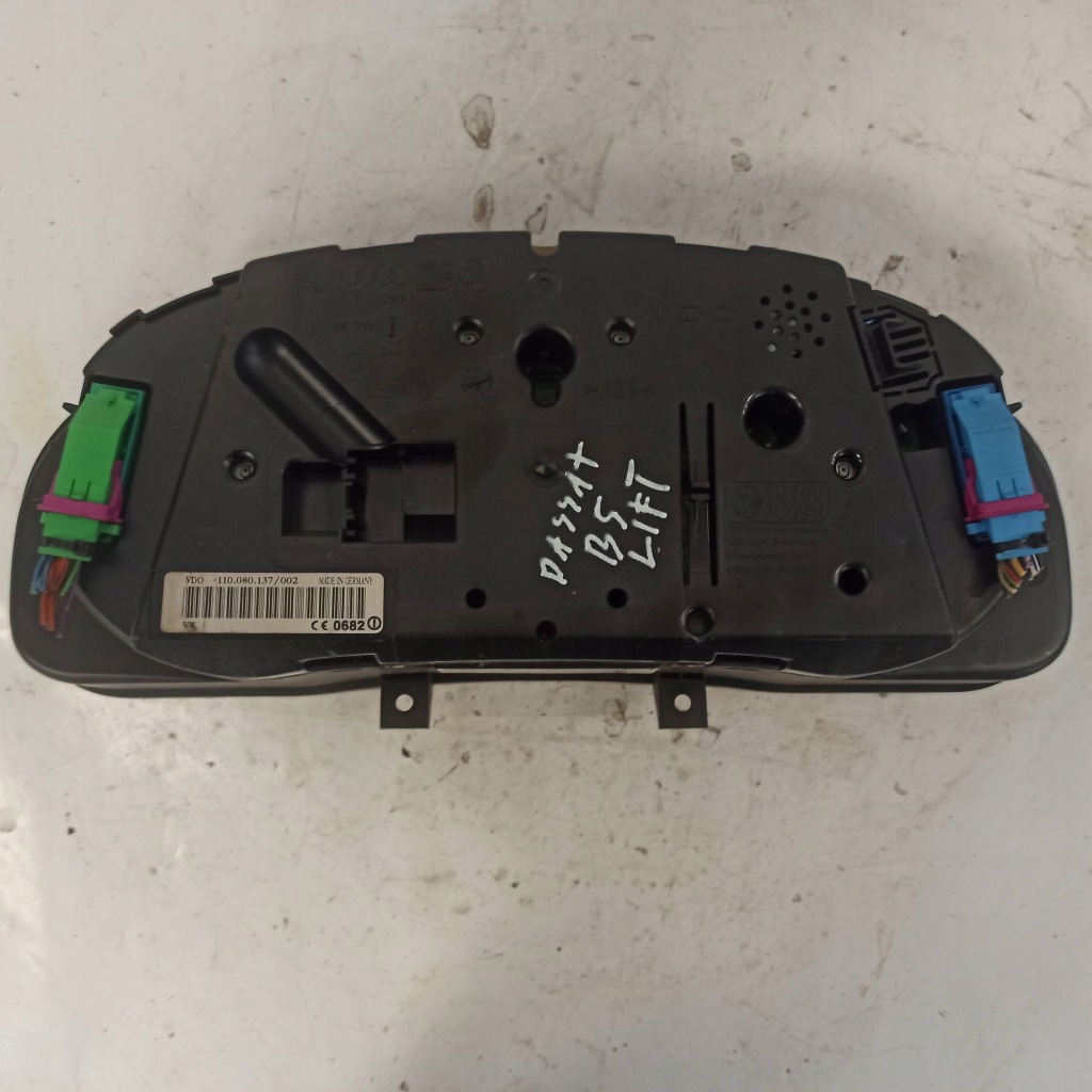 Volkswagen passat b5 рестайлинг  панель приборы 3b0920826a Доставка