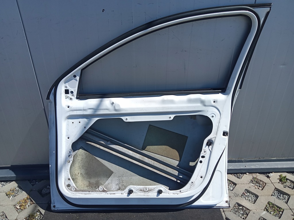 фото №15, Двері правий перед білий vw passat b7 lb9a