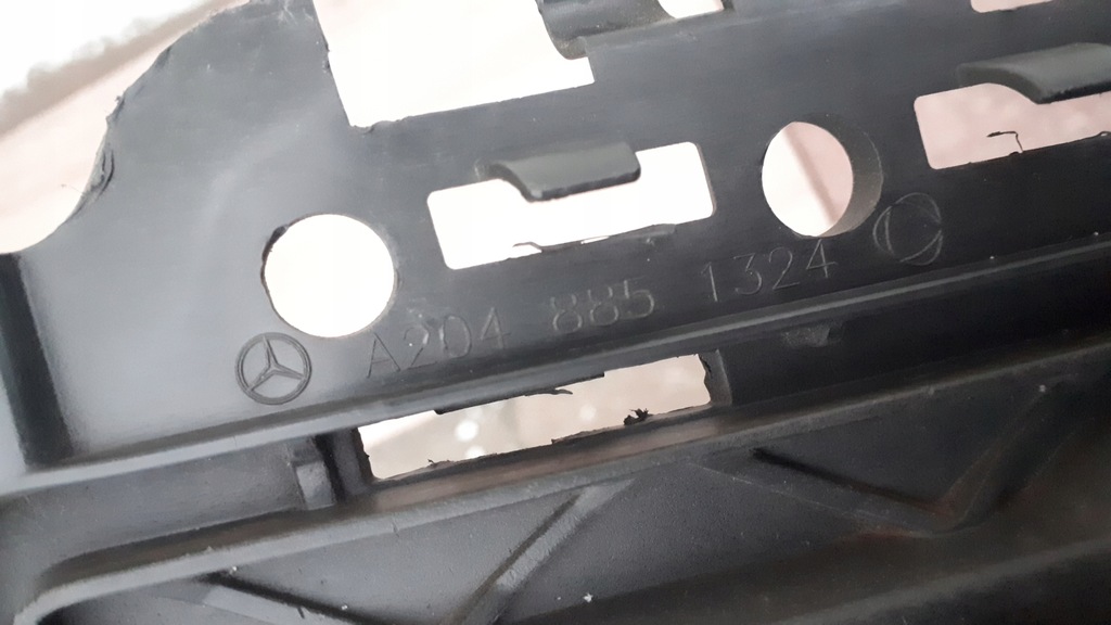 фото №8, Mercedes w204 a2048851324 решётка бампера средняя 2011-