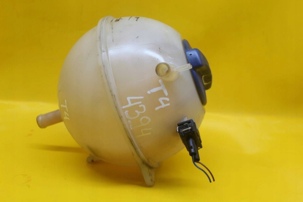 Бачок расширительный vw transporter t4 multivan 2.5 tdi 701121407c Киев