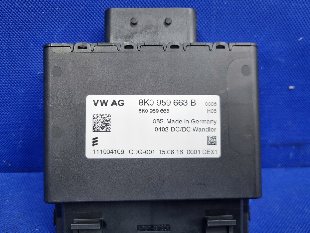 Audi a5 8t модуль стабілізатор напруги оригінал 8k0959663b Київ