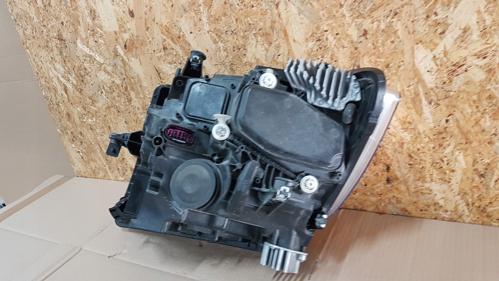 фото №10, Лампа перед права vw crafter ii 7c1 full led