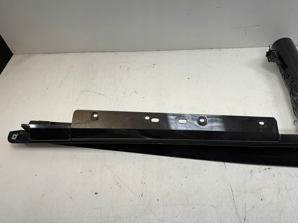 фото №10, Лівий поріг молдинг поріг ferrari 458 italia