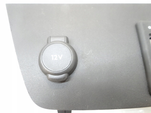 Opel crossland x заглушка разъём port usb 39072760 Доставка