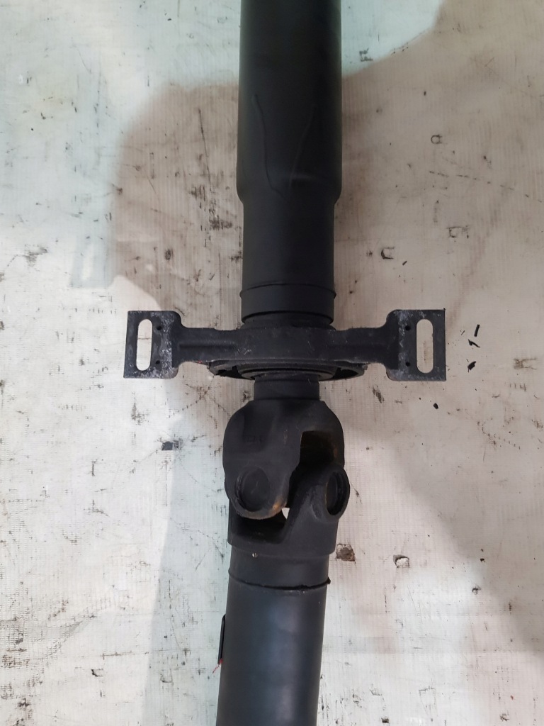 Wał привідний bmw e39 eur рестайлінг  2.5 бензин механічна коробка передач Ціна