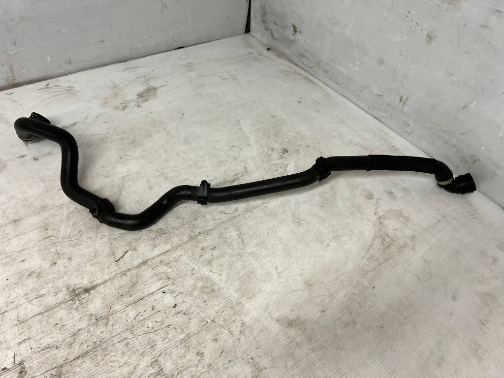 Купить Шланг пабтрубок  воды bmw g20 6982171