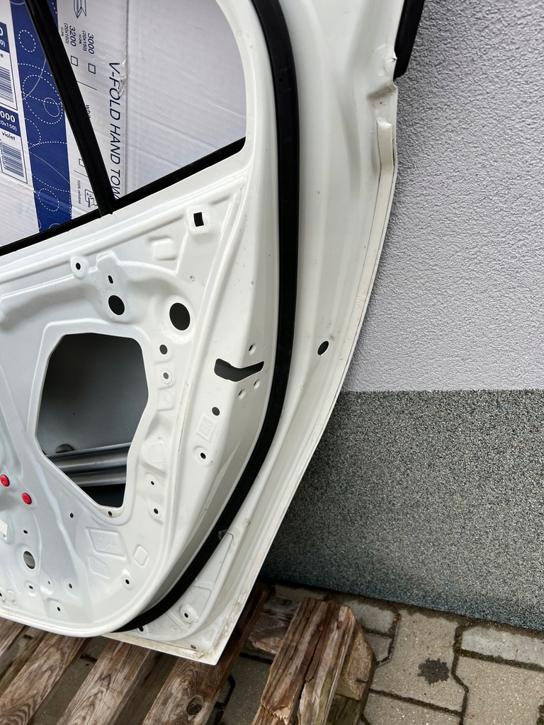 фото №13, Mazda 3 bp дверь правое sedan rok 2022