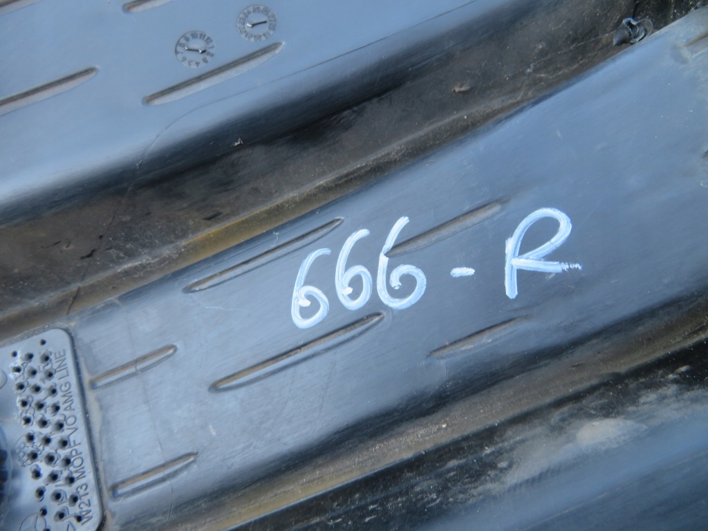 Решітка бампера ліва mercedes e klasa a213 amg a2138858904 Доставка