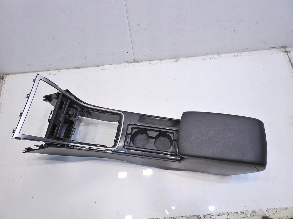 фото №14, Туннель средний подлокотник mazda 6 gh