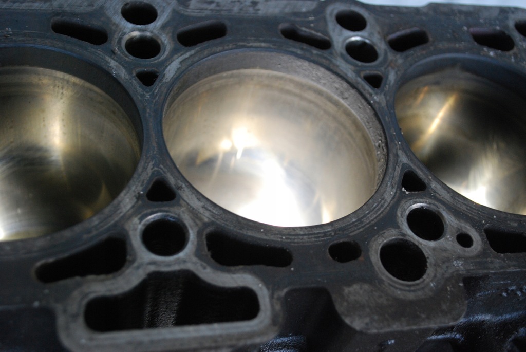 фото №11, Блок двигателя cah audi vw seat skoda 03l023a