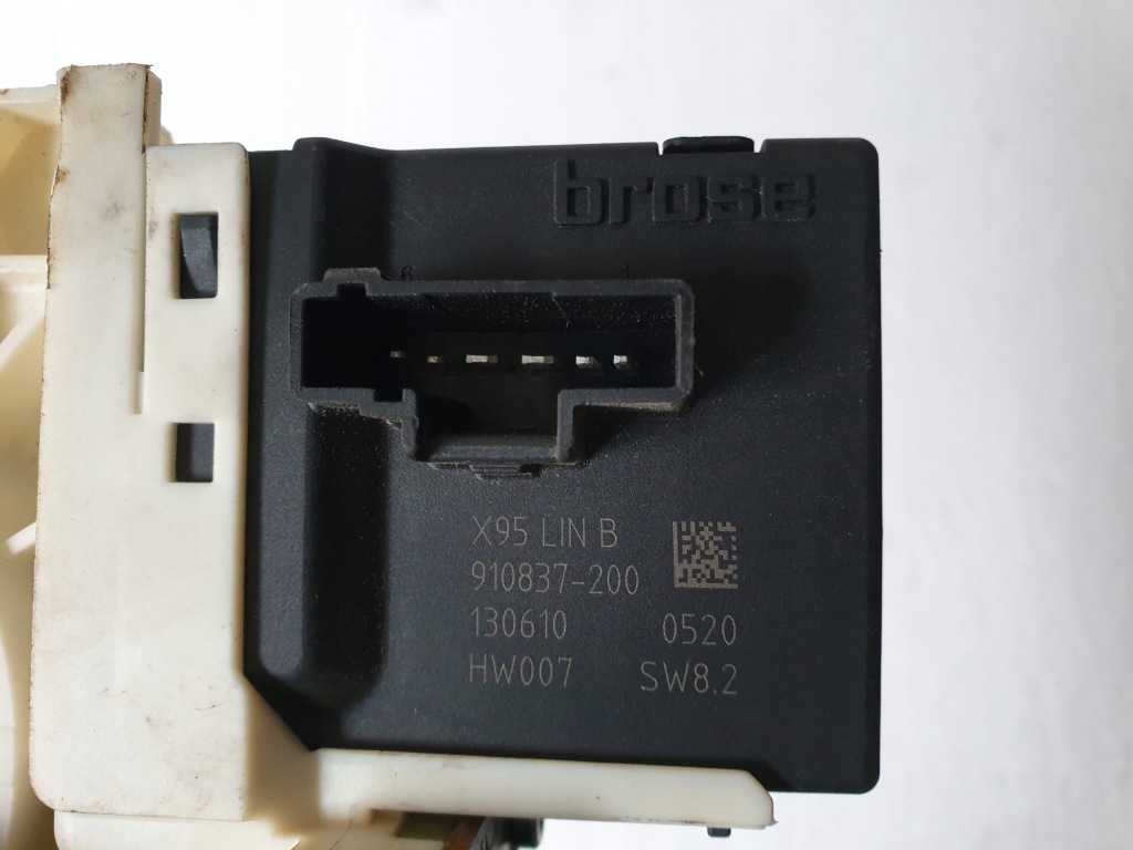 фото №4, Моторчик стекло правый задняя renault megane iii