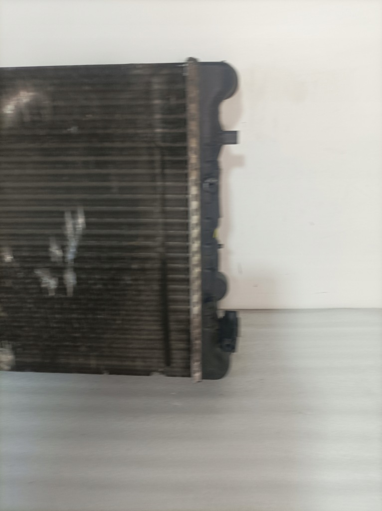 Polo fabia ibiza 1.2 радіатор води 6q0121253q в Україні