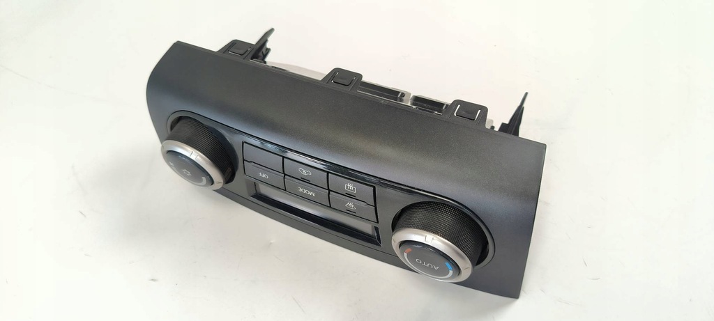 фото №7, Панель кондиционера 7820a139xa mitshubishi pajero iv