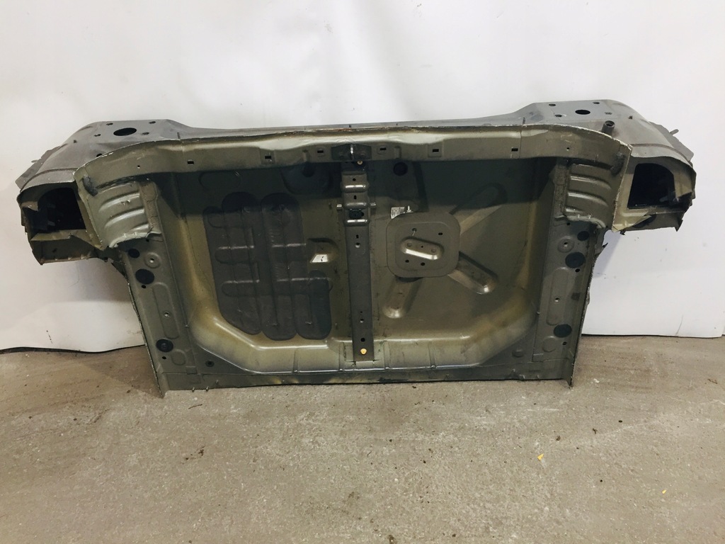 фото №1, Pas задний поддон peugeot 5008 #60