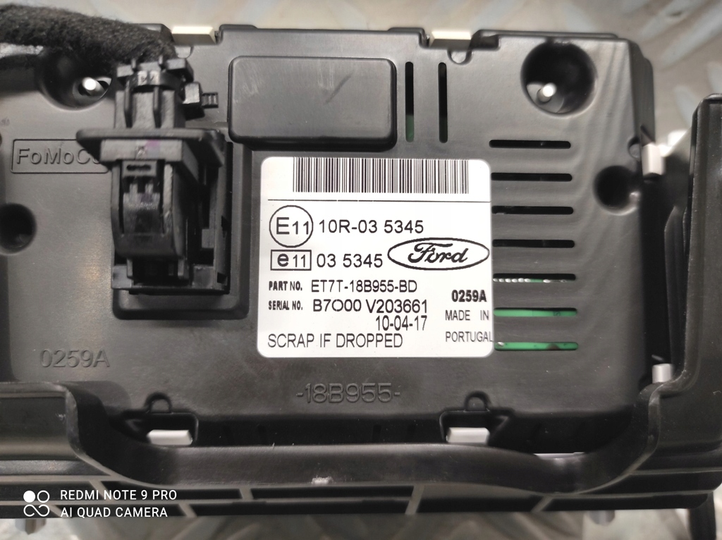 фото №3, Дисплей радио ford transit courier mk2