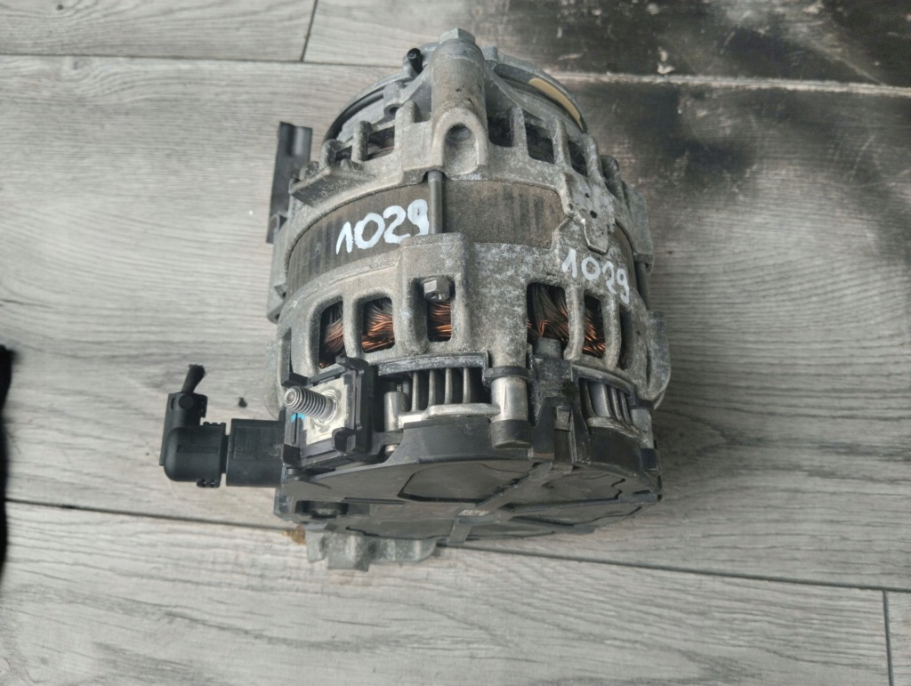 фото №1, Генератор генератор bmw 5 7 g11 g12 0125814004