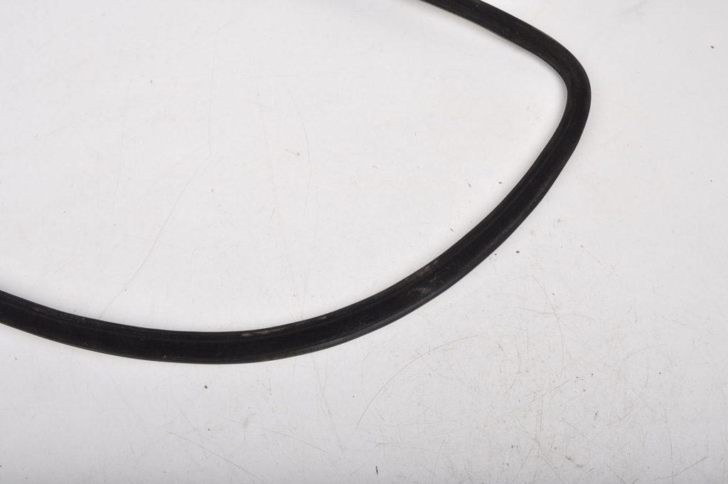 фото №6, Alfa romeo 159 прокладка дверь правый перед kombi подогрев