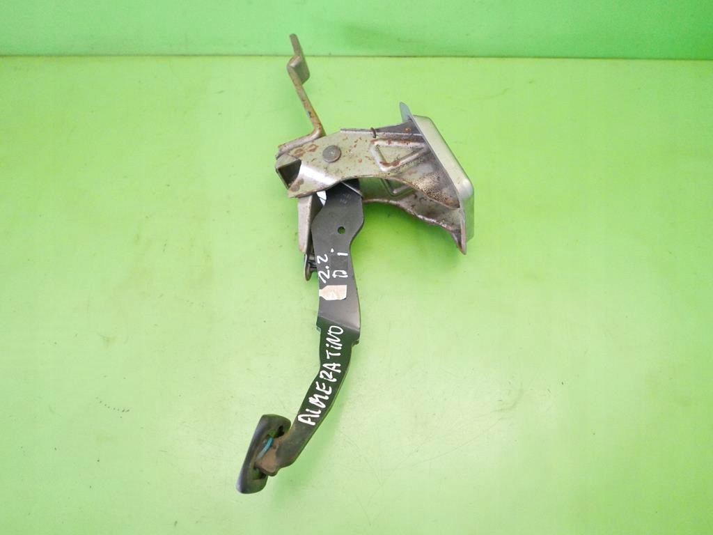 фото №3, Педаль гальма nissan almera tino 2.2 di 00-03