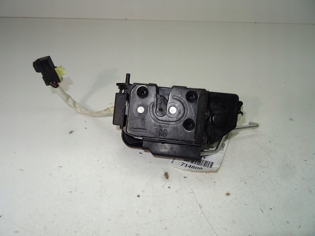 фото №1, Hyundai getz замок дверь задних 814201c000