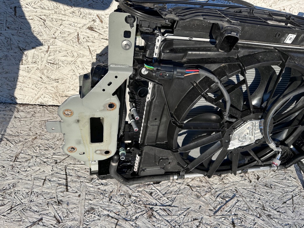 Kuga mk3 vignale ремень передний перед 2.5 szary hl комплектный с Разборки