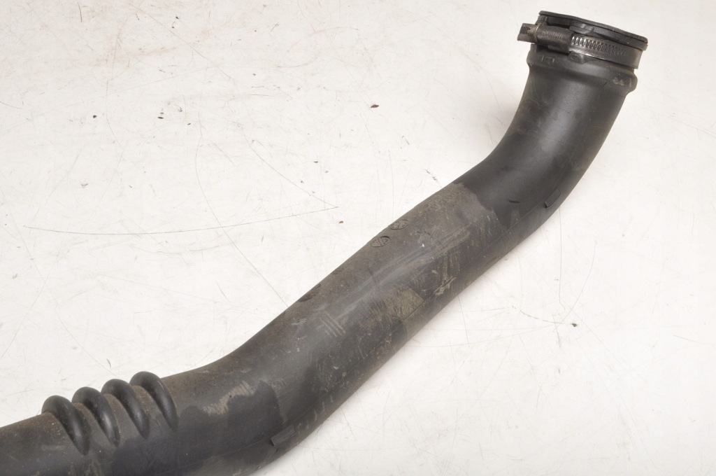 Volvo v40 ii t3 gtdi 150km труба воздухозаборник воздуха 31370176 в Украине