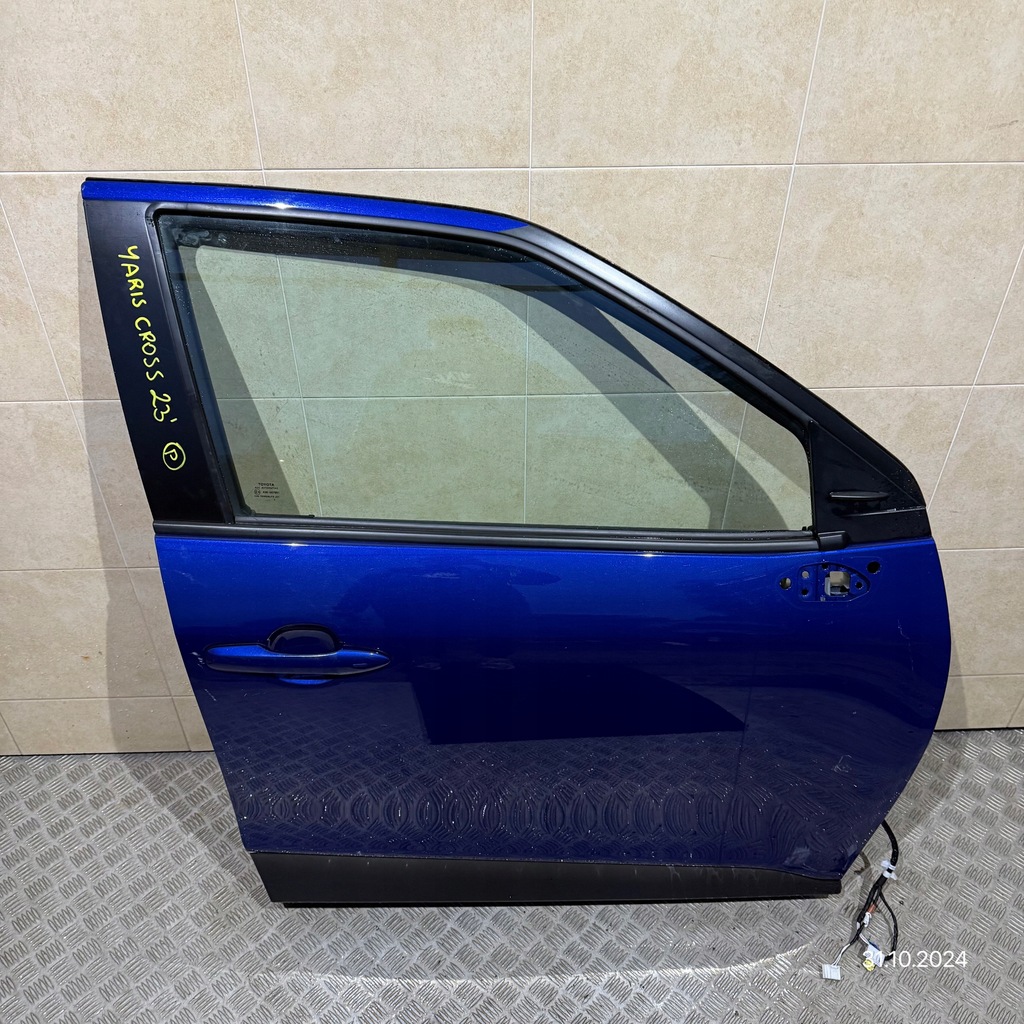 фото №2, Двері передні праве toyota yaris cross hybrid 2023 rok