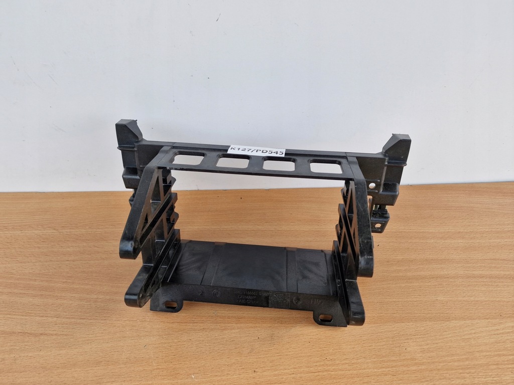 фото №1, Bmw 5 f10 f11 рамка кронштейн радіо каркас кронштейн