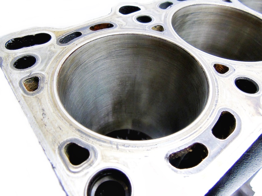 фото №10, Блок двигателя fp 1.8 1.9 16v premacy 626 323 f s