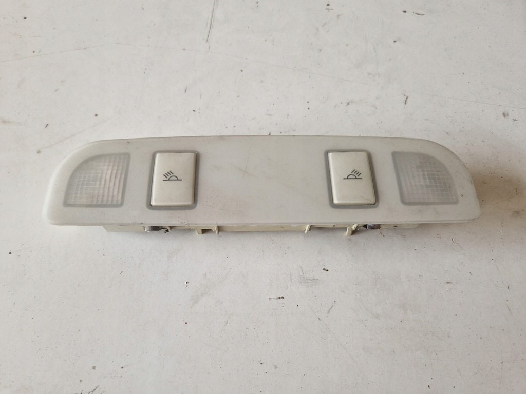 фото №1, Лампа потолочный освещение салона audi a6 c6 4f0947111